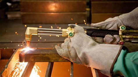 what is oxy acetylene cutting